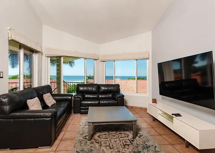 Beautiful 3 Bedroom With Ocean Views Сasa de vacaciones Tamarindo